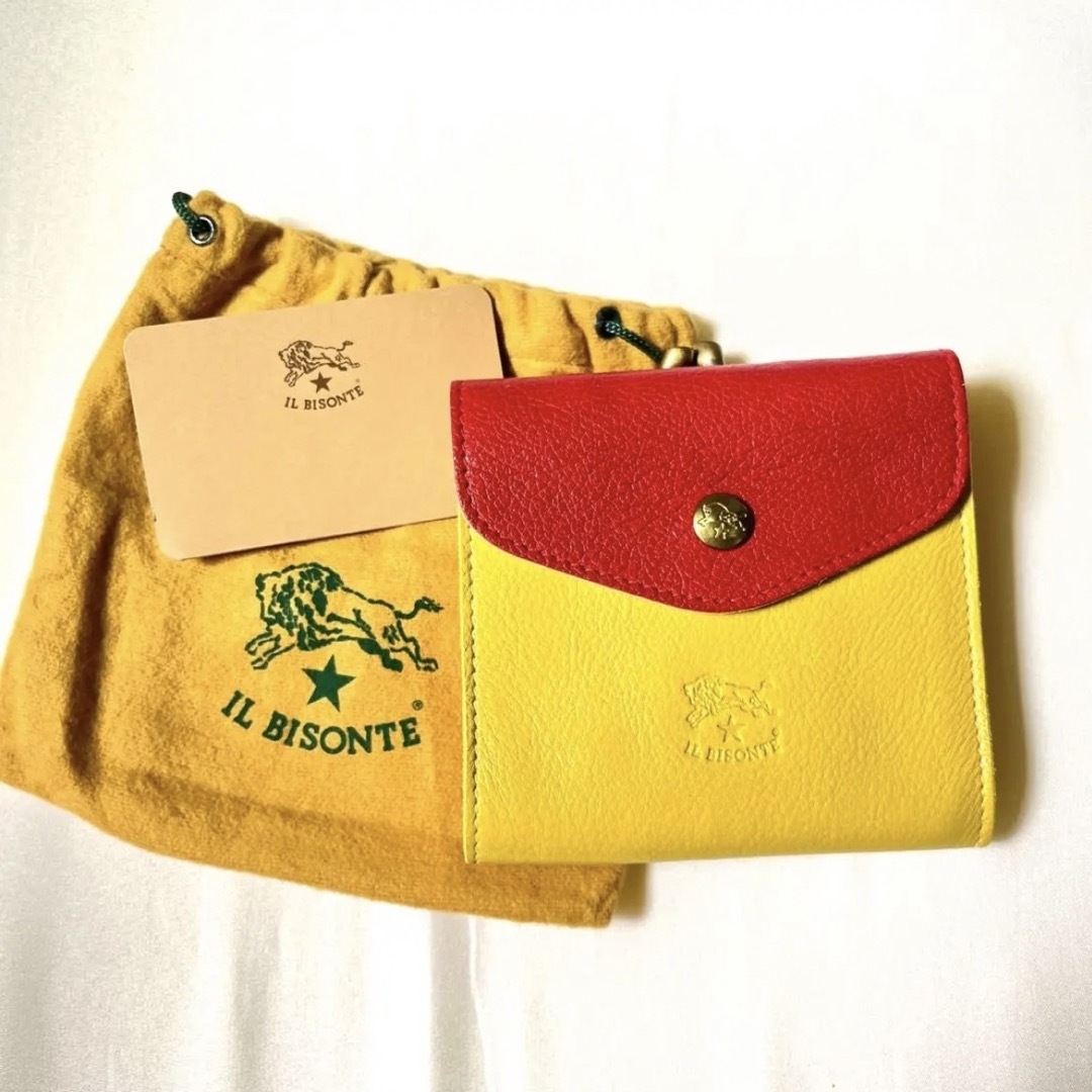 IL BISONTE(イルビゾンテ)のイルビゾンテ　がま口　財布　ブラック×レッド×ホワイト　ウォレット　星　型押し レディースのファッション小物(財布)の商品写真