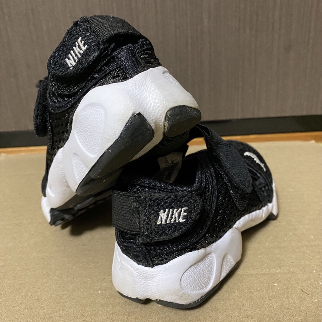 NIKE(ナイキ)のナイキ＊エアリフト＊キッズ   まーか様専用 キッズ/ベビー/マタニティのキッズ靴/シューズ(15cm~)(サンダル)の商品写真