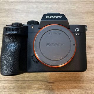 ソニー(SONY)のSony α7iii(ミラーレス一眼)