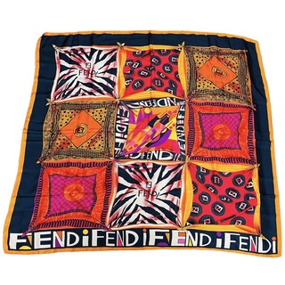 フェンディ(FENDI)の美品　フェンディ　FENDI スカーフ　派手　個性的　デザイン性が高い(バンダナ/スカーフ)
