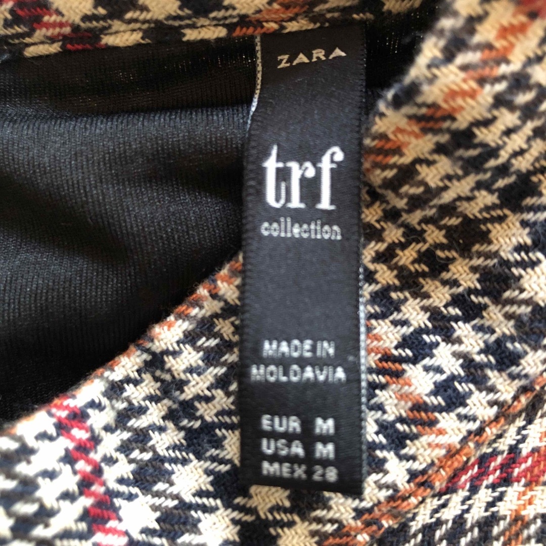 ZARA(ザラ)のZARA trf☆レトロなワンピース　ベルトなし　細身のMサイズ レディースのワンピース(ミニワンピース)の商品写真