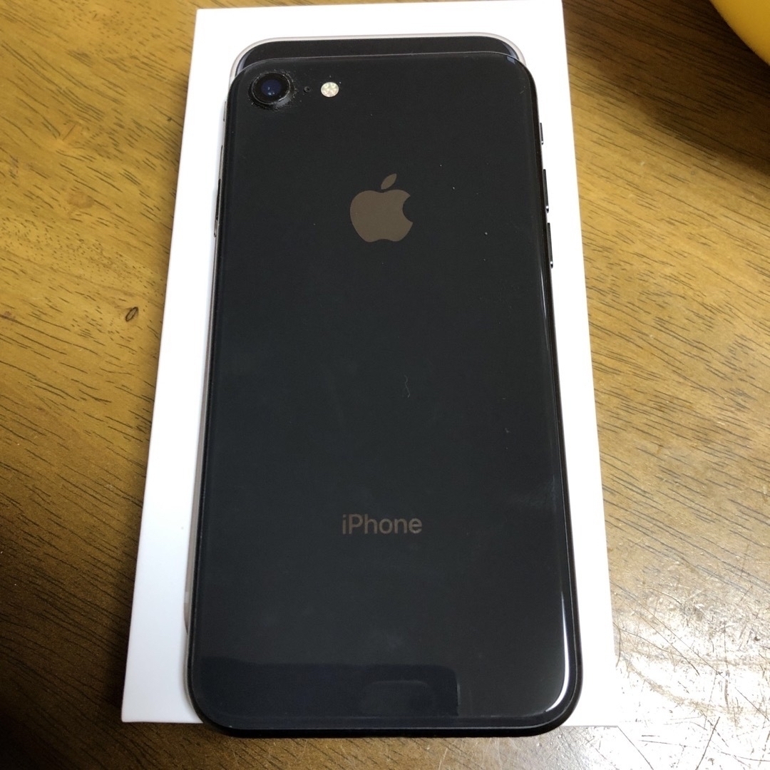 iPhone8 本体 usedの通販 by ラッキークローバー's shop|ラクマ