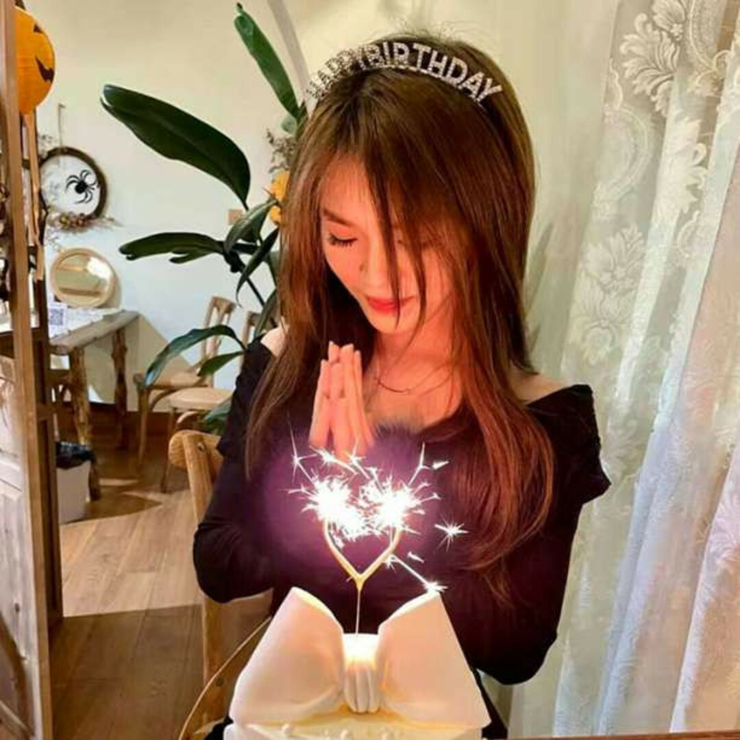 お誕生日 カチューシャ キラキラ ハッピー バースデー ラインストーン 韓国 レディースのヘアアクセサリー(ヘアバンド)の商品写真