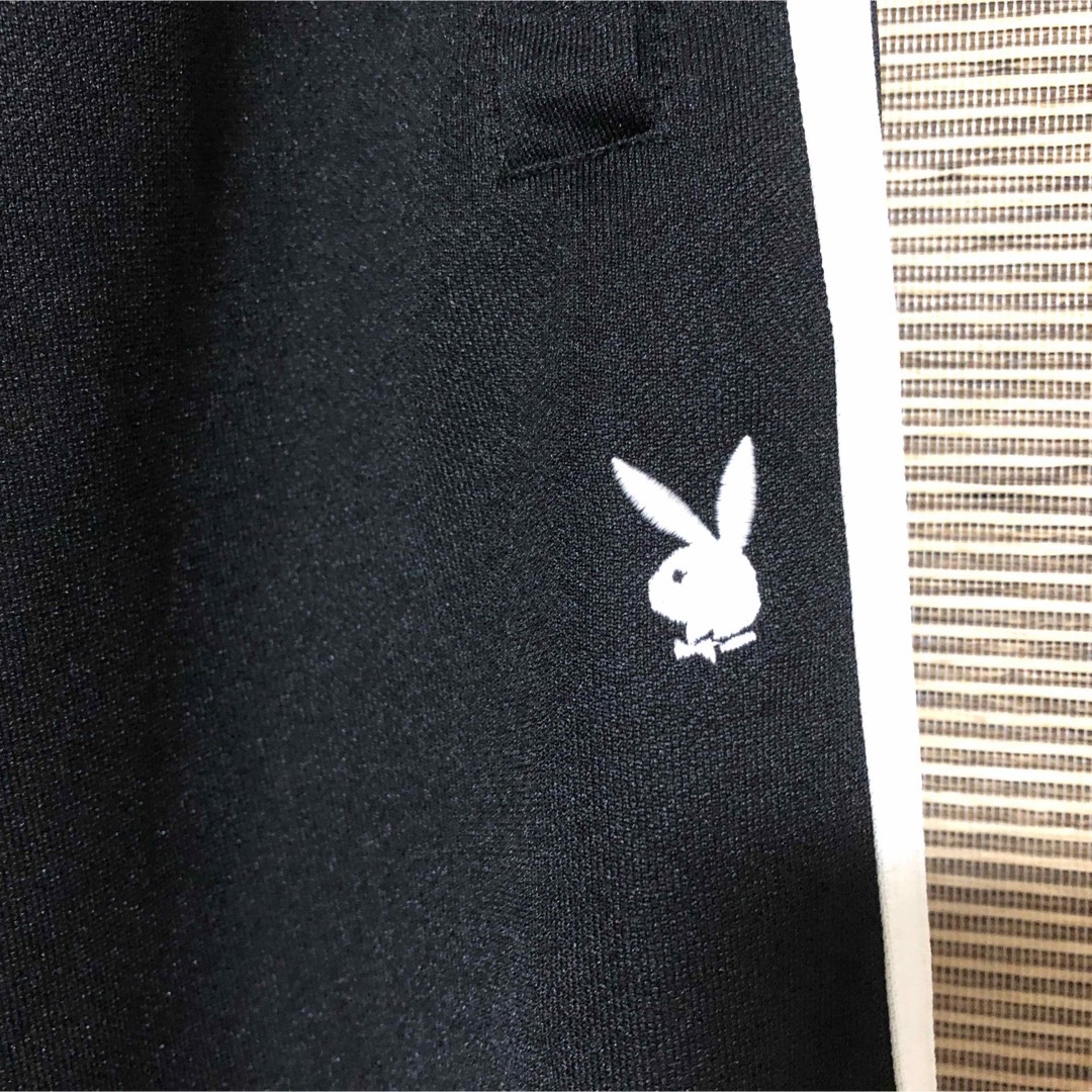 PLAYBOY(プレイボーイ)の【プレイボーイ】ジャージ　トラックパンツ　ボトムス　ワンポイント　刺繍ウサギ黒6 メンズのパンツ(その他)の商品写真