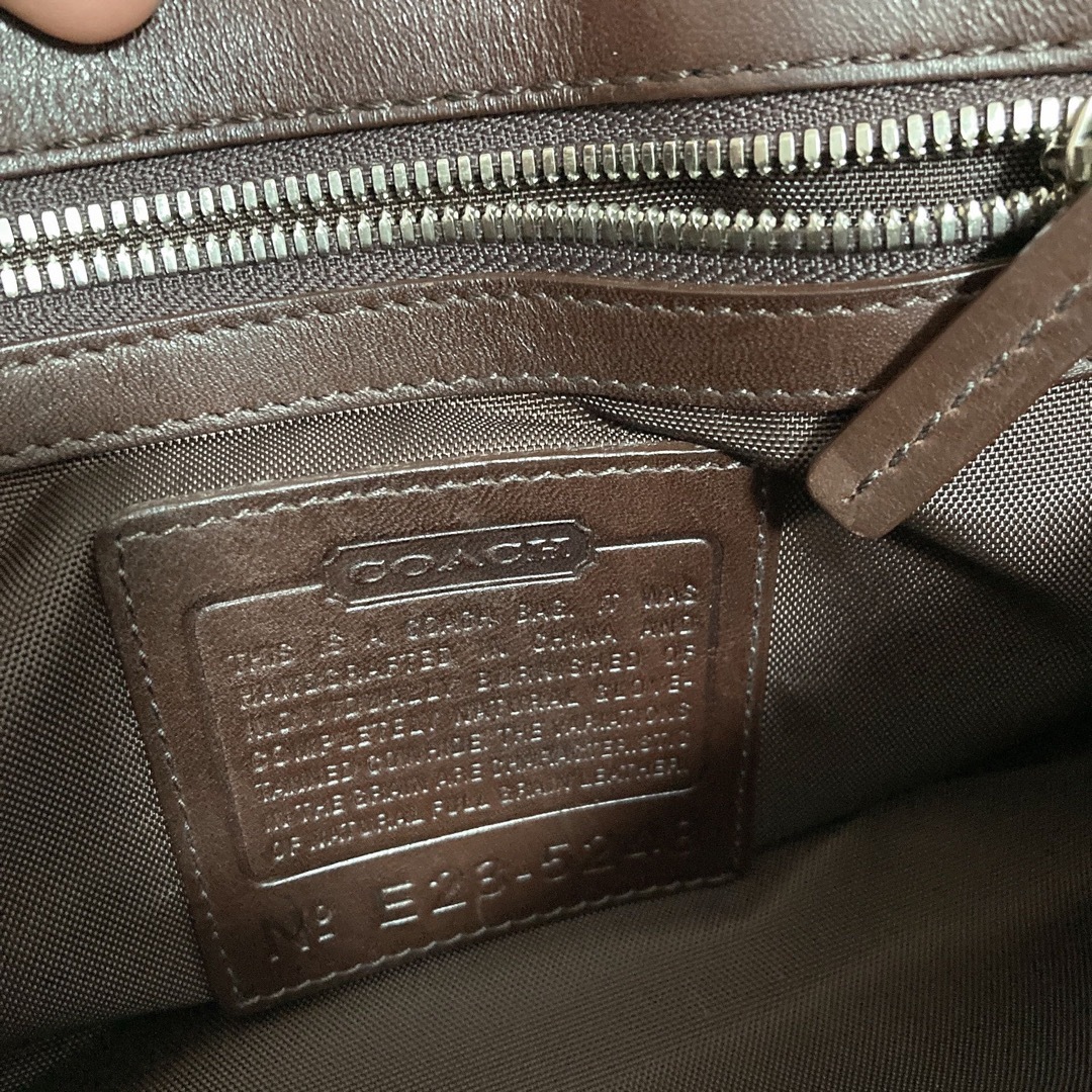 COACH クラッチバッグ　メンズ・レディース