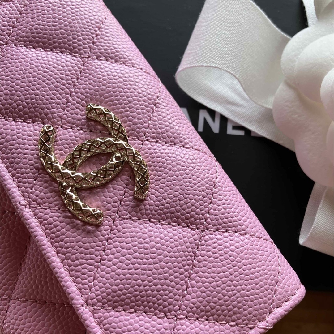 CHANEL(シャネル)のaya様専用❣️CHANEL🌹カードケース💖ミニウォレット👛 レディースのファッション小物(財布)の商品写真