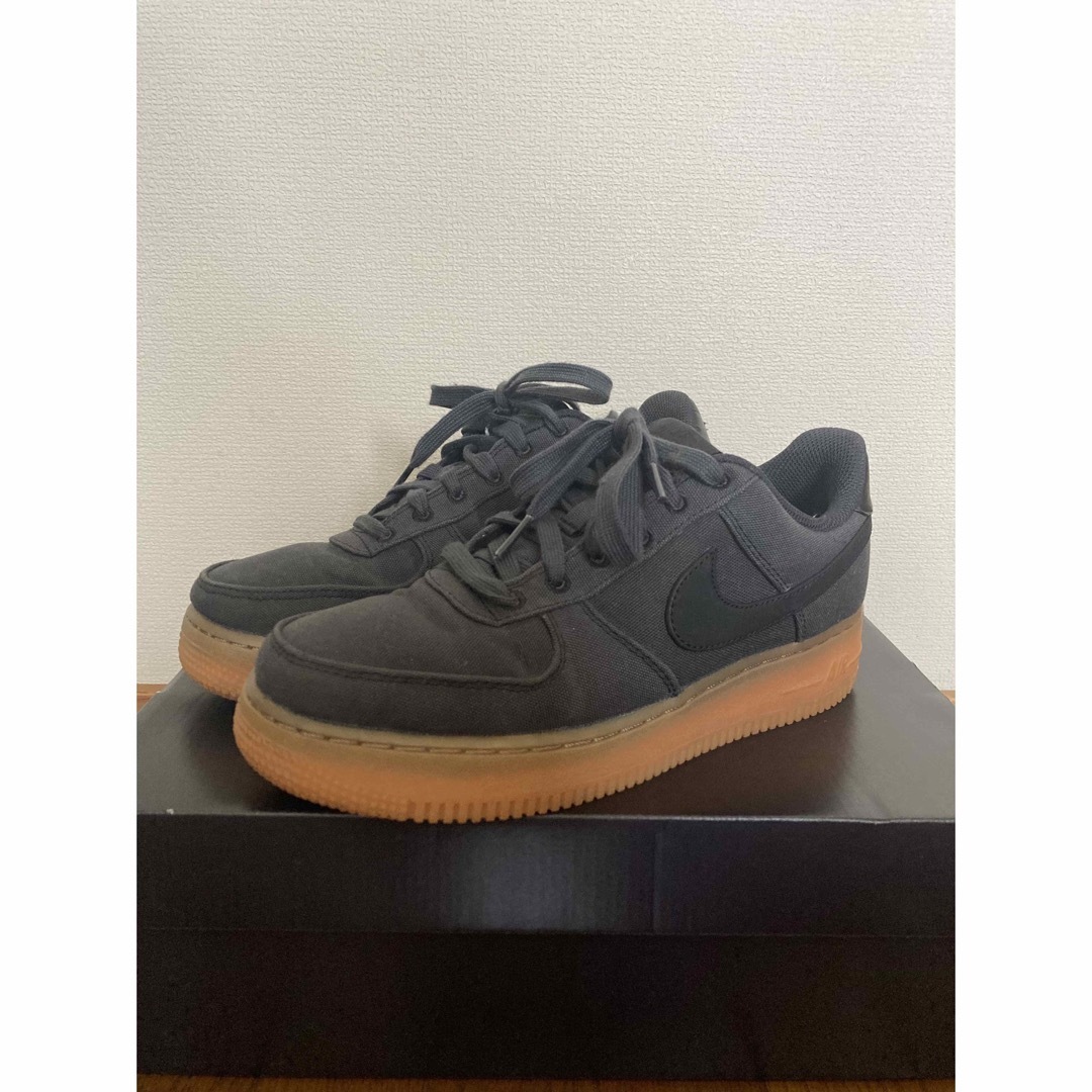 NIKE AIR FORCE 1 '07 LV8 24cm