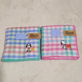 スヌーピー(SNOOPY)の新品スヌーピーガ-ゼハンカチ2枚(ハンカチ)