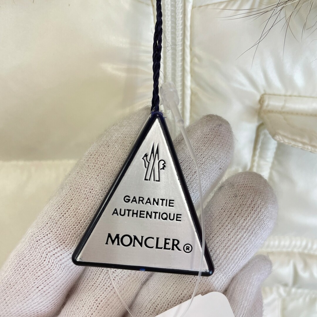 MONCLER - 新品未使用 モンクレール ベビー ダウンジャケット ファー