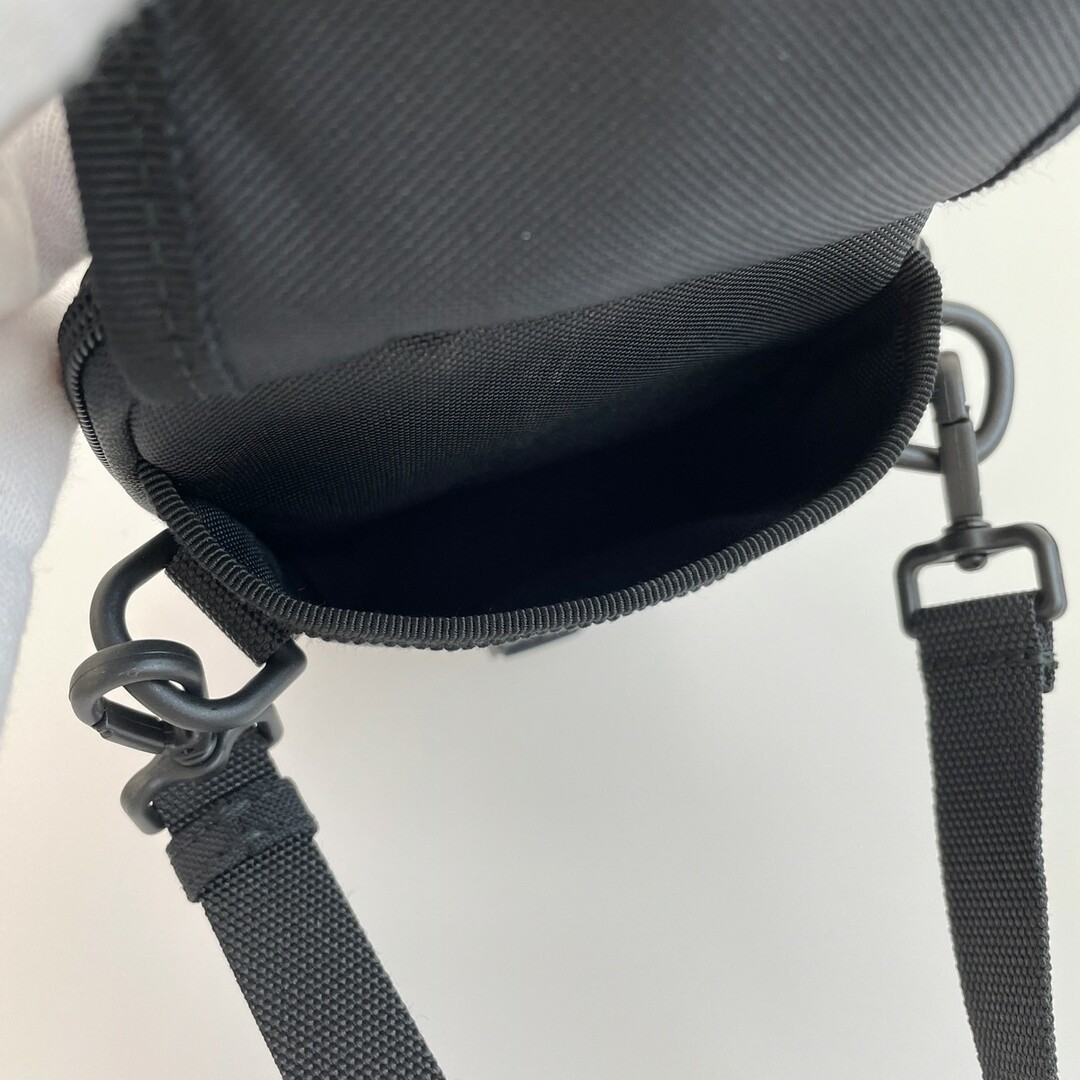 新品未使用 バレンシアガ エクスプローラー クロスボディ ポーチ