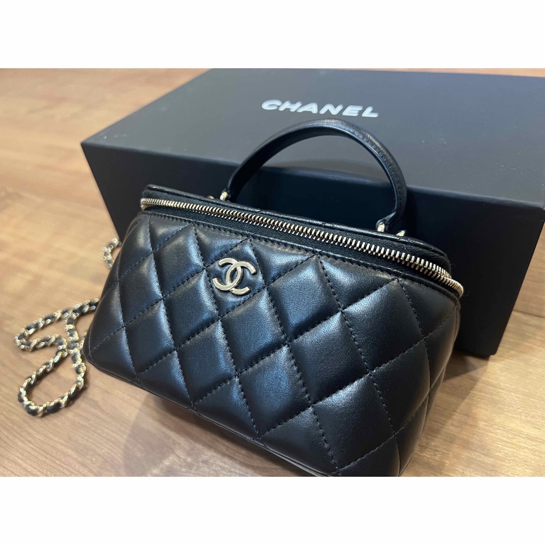 CHANEL - 【ピノlove♡様 専用】Chanel シャネル バッグ+ フォンケース