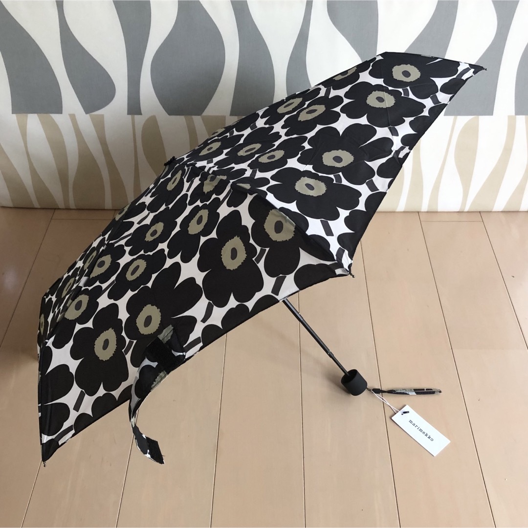 新品 marimekko マリメッコ 折り畳み傘 ウニッコ ブラック