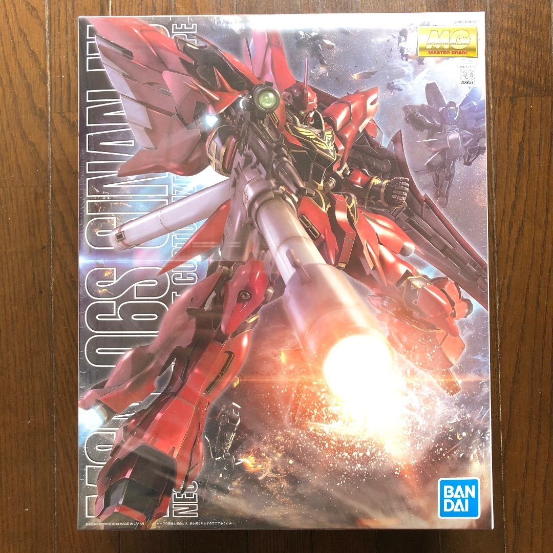 BANDAI - 1/100 ガンダムUC MG 「シナンジュ」 ガンプラ