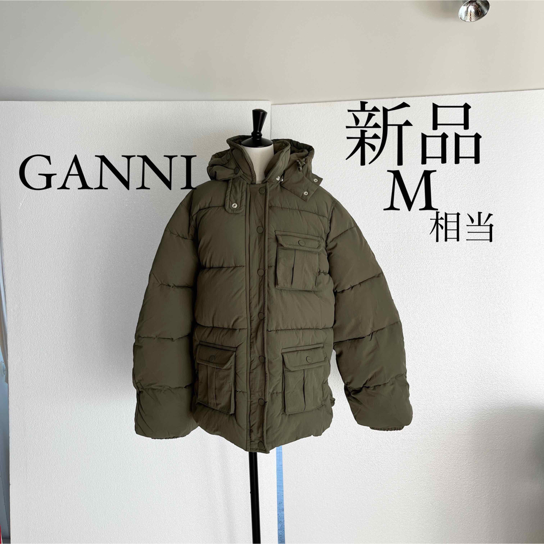 GANNI ガニー　ロゴ入りダウンジャケット　カーキ　M(38)サイズ