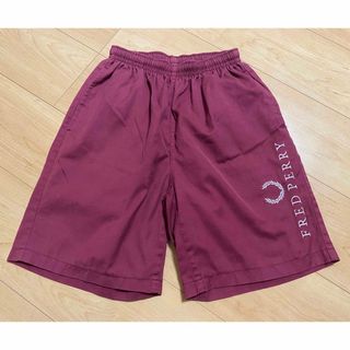 フレッドペリー(FRED PERRY)のFRED PERRY フレッドペリー ショートパンツ 赤 M(ショートパンツ)