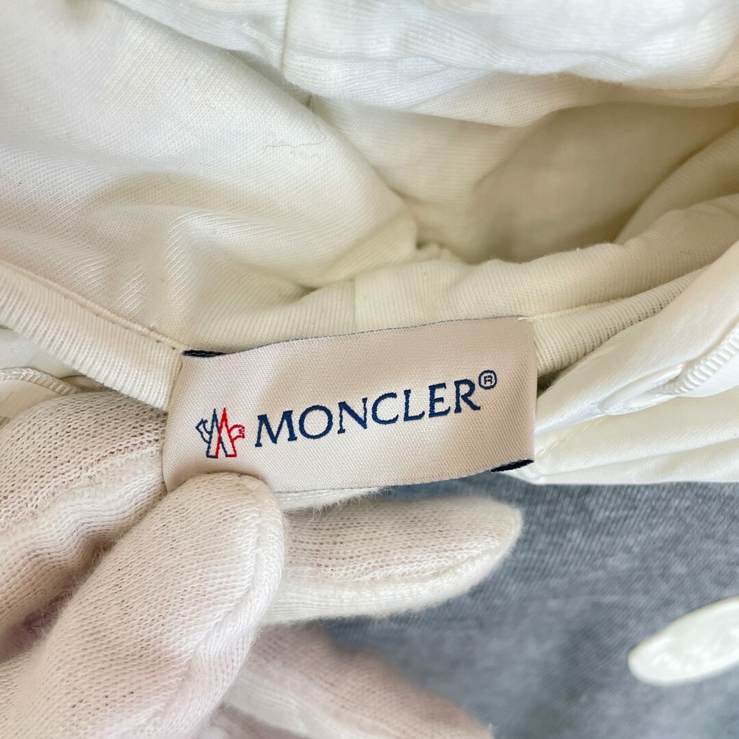 MONCLER(モンクレール)の新品未使用　モンクレール　スウェット　キッズ　4A 110 キッズ/ベビー/マタニティのキッズ服男の子用(90cm~)(その他)の商品写真