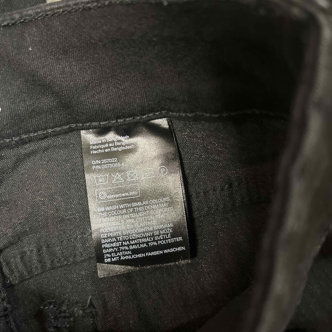 H&M(エイチアンドエム)の♥︎H&M ブラック　デニム♥︎ レディースのパンツ(デニム/ジーンズ)の商品写真
