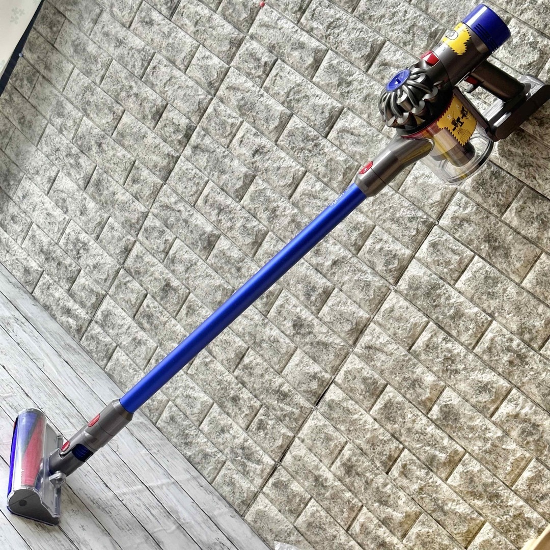 動作品　ダイソン　dyson V7 motorhead  サイクロン掃除機セット