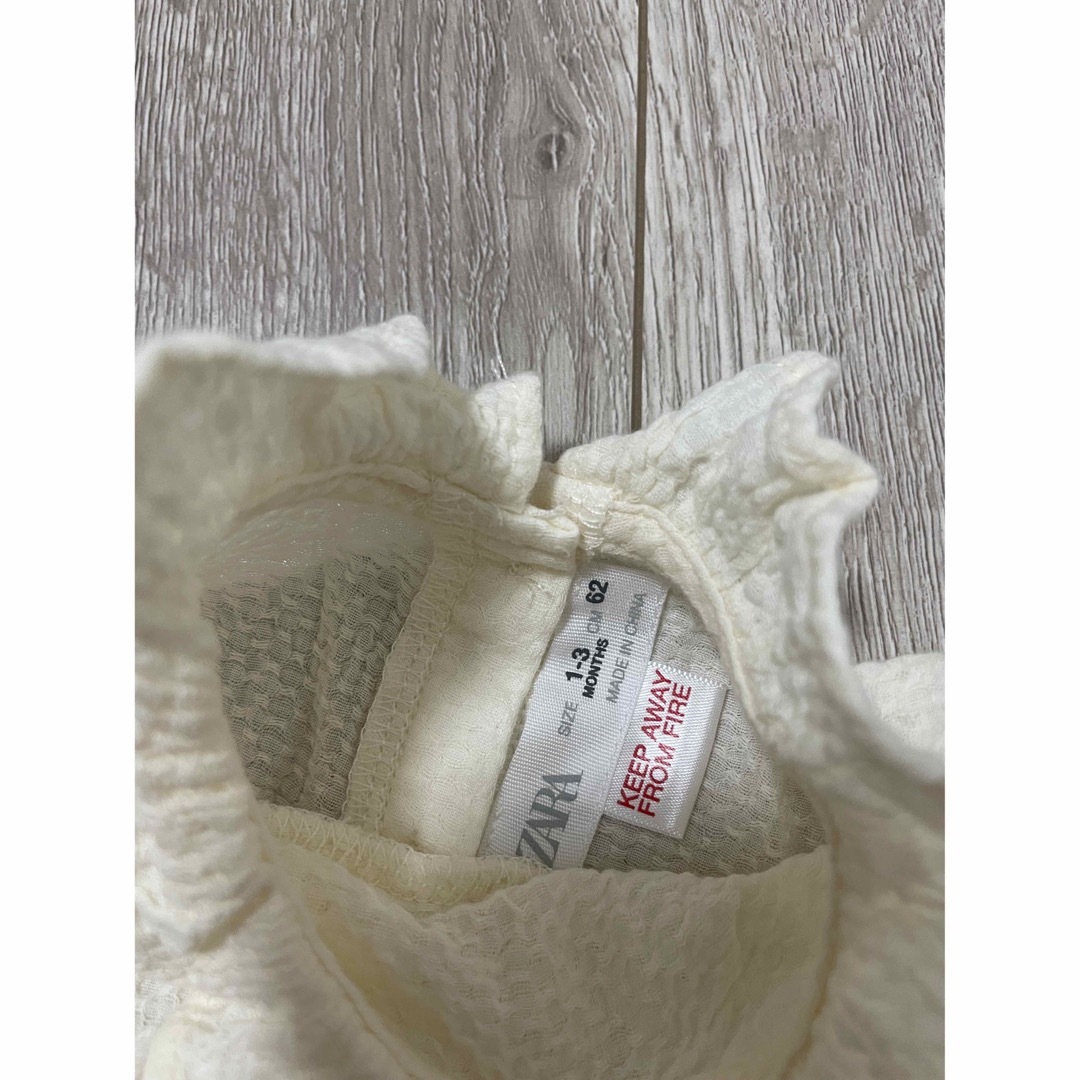 ZARA KIDS(ザラキッズ)のZARA KIDS ロンパース キッズ/ベビー/マタニティのベビー服(~85cm)(ロンパース)の商品写真