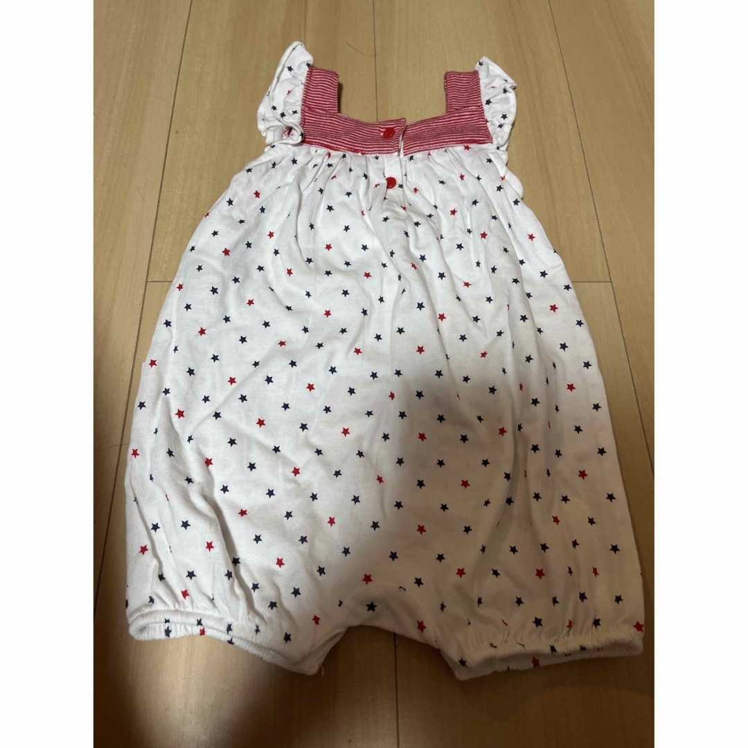 babyGAP(ベビーギャップ)の新品タグ付き☆ノースリーブカバーオール　60 キッズ/ベビー/マタニティのベビー服(~85cm)(カバーオール)の商品写真