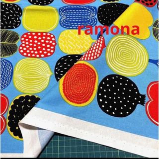 マリメッコ(marimekko)の⭐️キープ 廃番レア マリメッコ 生地 コンポッティ ブルー(生地/糸)