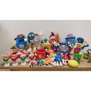 m&m's エムアンドエムズ ディスペンサー・フィギュア・ラジオ 希少品