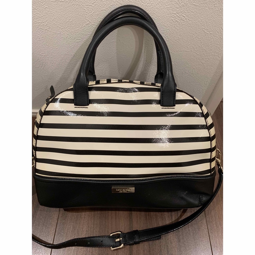 kate spade new york(ケイトスペードニューヨーク)のKate Spade ボーダー柄ショルダー付きバッグ レディースのバッグ(ハンドバッグ)の商品写真