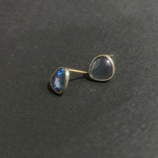 mederu jewelry ピアス　ロンドンブルートパーズ