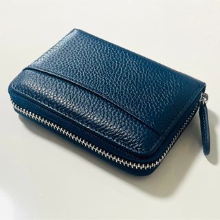 本革　カードケース 新品 未使用 ネイビー　コンパクト　財布　小銭入れ(名刺入れ/定期入れ)