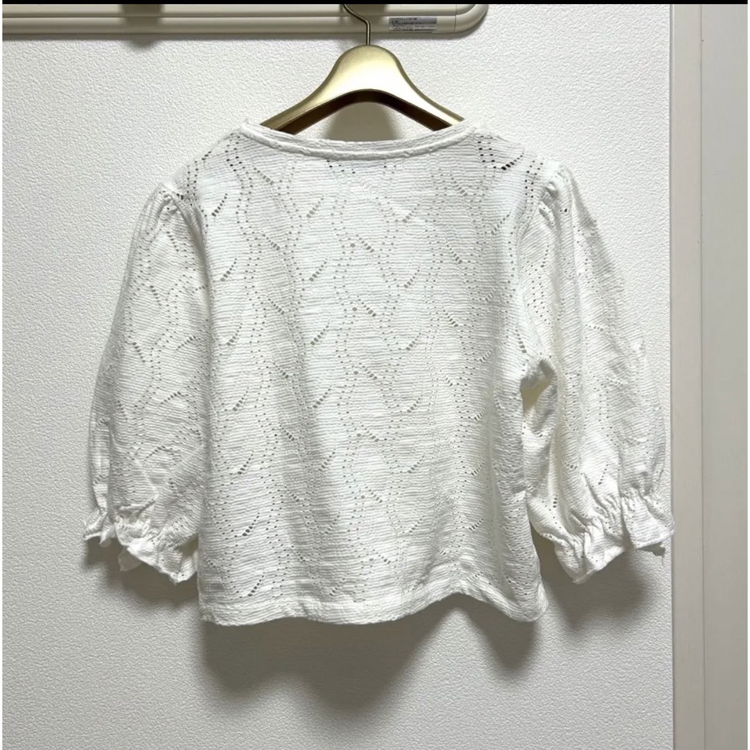 ZARA(ザラ)のZARA バルーンスリーブ　透かし編み　Tシャツ レディースのトップス(Tシャツ(半袖/袖なし))の商品写真