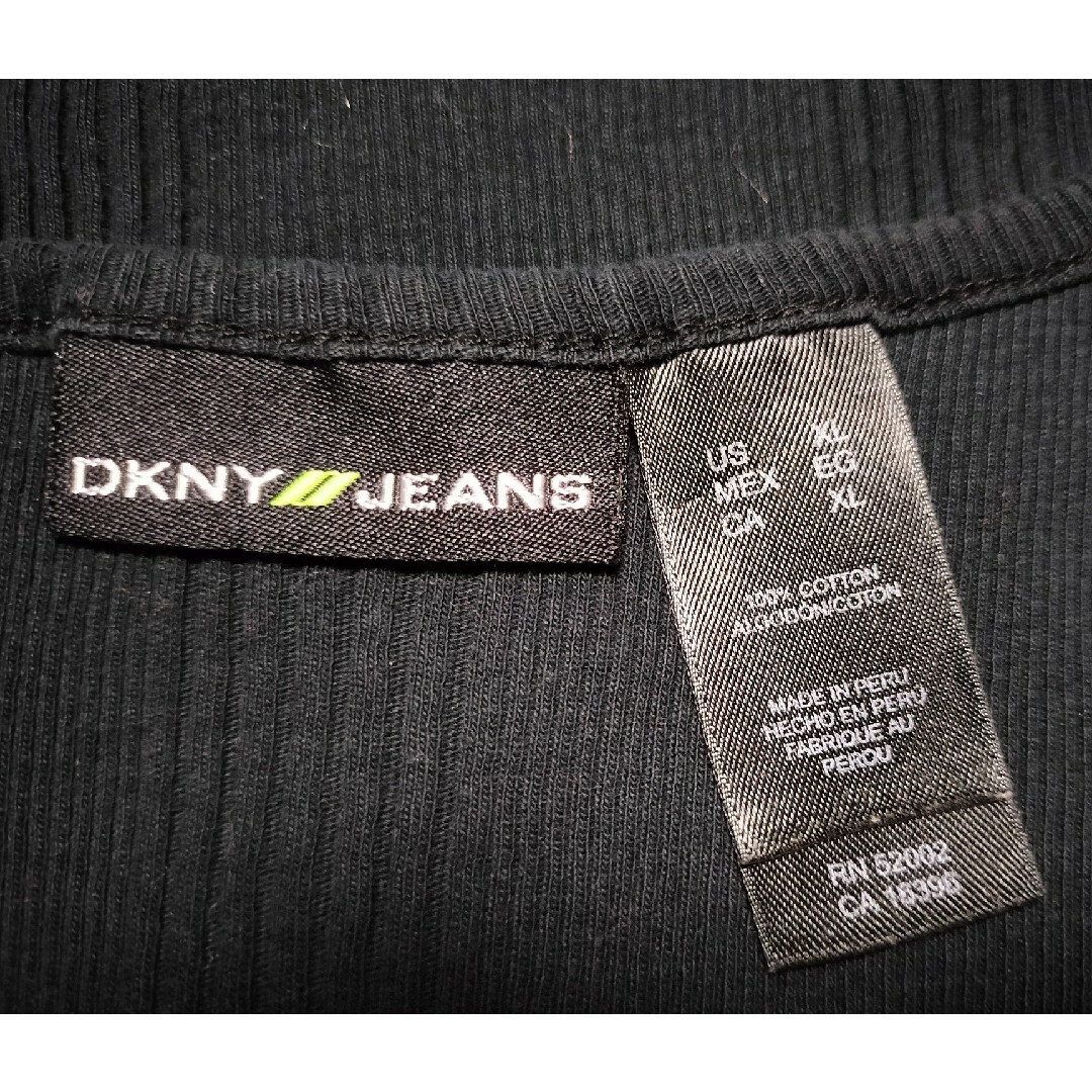 DKNY(ダナキャランニューヨーク)の☆USA☆DKNYjeansタンクトップ☆ レディースのトップス(タンクトップ)の商品写真