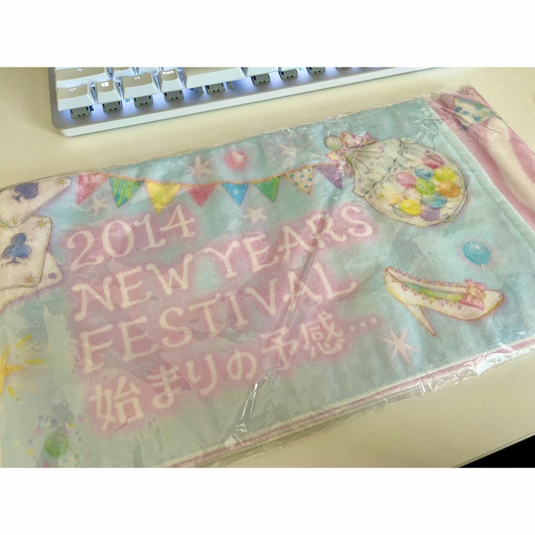 ClariS NEW YEARS FESTIVAL 始まりの予感 マフラータオル エンタメ/ホビーのタレントグッズ(その他)の商品写真