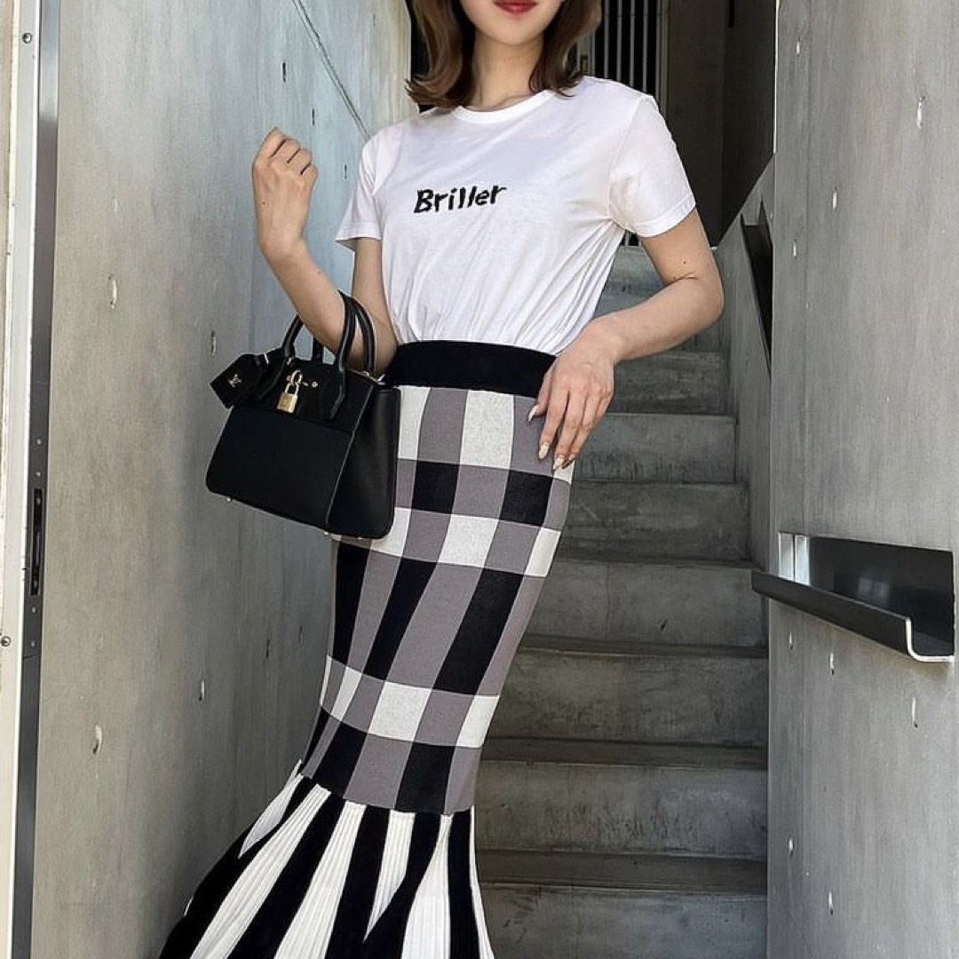 eimy istoire(エイミーイストワール)のbitter tシャツ シェリエ sheller レディースのトップス(カットソー(半袖/袖なし))の商品写真