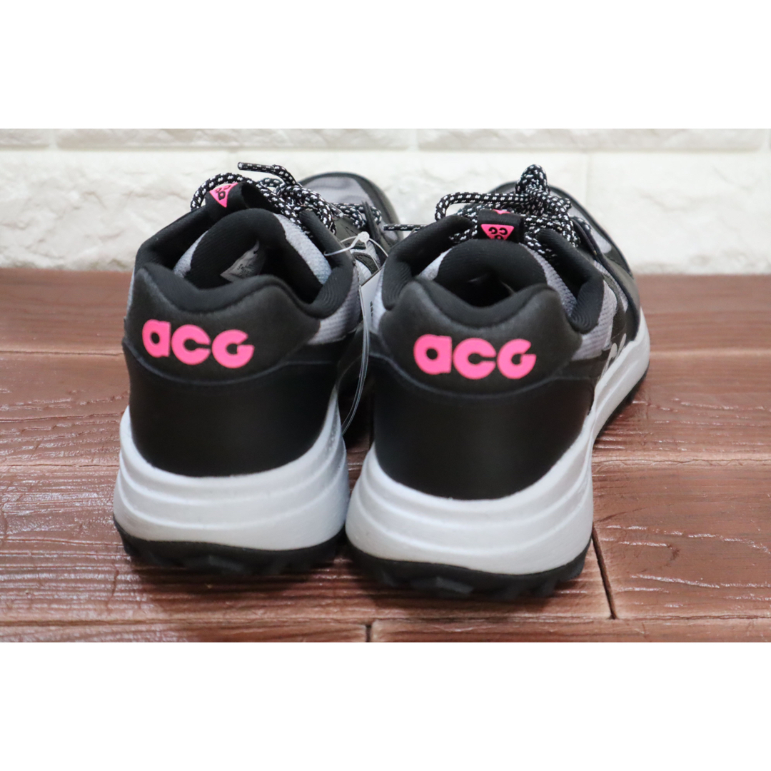 NIKE(ナイキ)のナイキ ACG NIKE ACG LOWCATE SE メンズ　トレイルシューズ メンズの靴/シューズ(その他)の商品写真