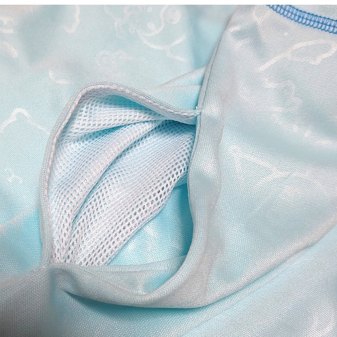 シナモロール(シナモロール)のシナモロール ラッシュガード 吸水速乾 ジップアップ パーカー Ｌ 長袖 レディースの水着/浴衣(水着)の商品写真