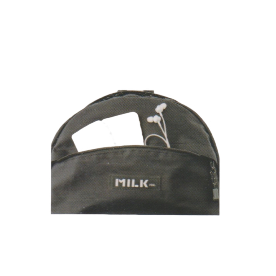 MILKFED.(ミルクフェド)のMILKFED　バックパック　ブラックバージョン　新品 メンズのバッグ(バッグパック/リュック)の商品写真