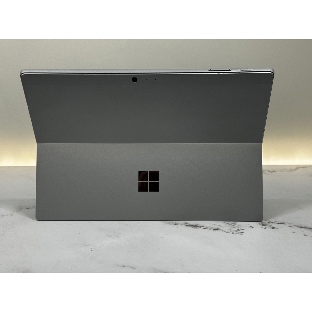 Microsoft(マイクロソフト)の美品　Surface Pro5 LTE i5 8 SSD 256GB simフリ スマホ/家電/カメラのPC/タブレット(ノートPC)の商品写真