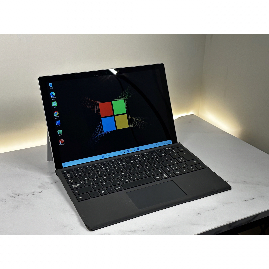 Microsoft(マイクロソフト)の美品　Surface Pro5 LTE i5 8 SSD 256GB simフリ スマホ/家電/カメラのPC/タブレット(ノートPC)の商品写真