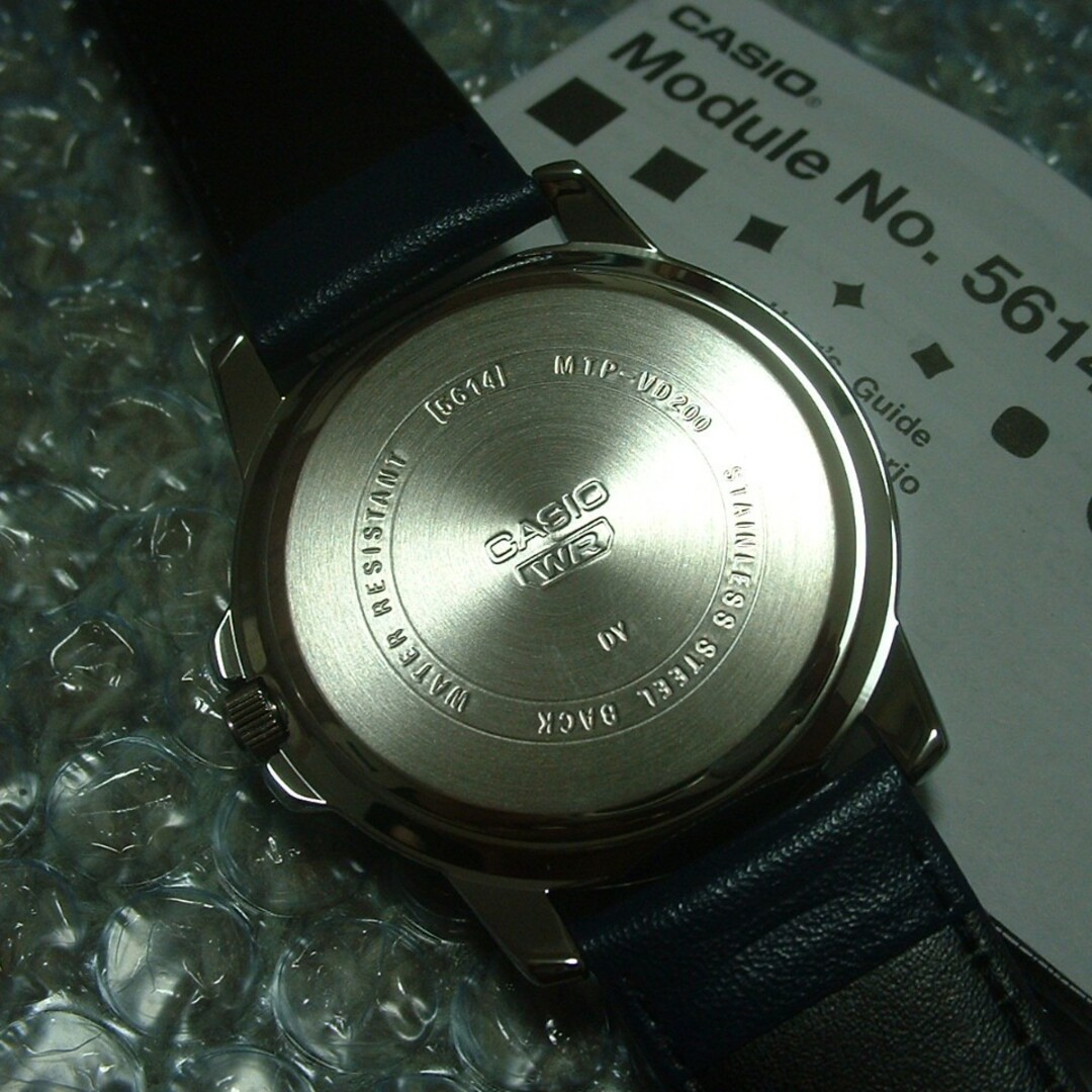 カシオ アナログ腕時計　海外逆輸入モデル　新品　ステンレス 22mmラグ