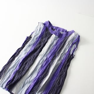 イッセイミヤケ(ISSEY MIYAKE)のプリーツプリーズ イッセイミヤケ PLEATS PLEASE ISSEY MIYAKE 配色プリーツノースリーブトップス 3/パープル系【2400013490306】(シャツ/ブラウス(長袖/七分))