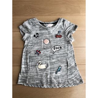 エイチアンドエム(H&M)の美品　H&M 刺繍Tシャツ　グレー(Tシャツ/カットソー)