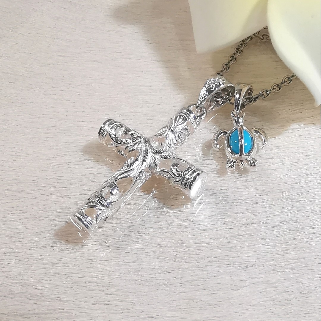 ハワイアンジュエリー 透かし彫り クロス スリーピング ターコイズ