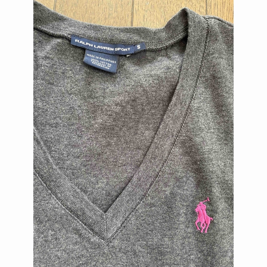 Ralph Lauren(ラルフローレン)のハワイ購入　ラルフローレンスポーツ VネックTシャツ　サイズS レディースのトップス(Tシャツ(半袖/袖なし))の商品写真