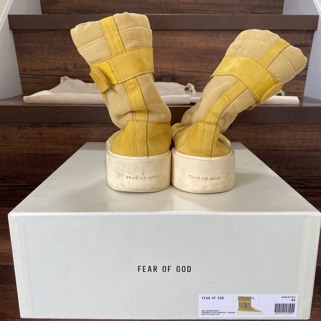 FEAR OF GOD(フィアオブゴッド)のFEAR OF GOD スキーラウンジブーツ　28cm EU43 イエロー メンズの靴/シューズ(スニーカー)の商品写真