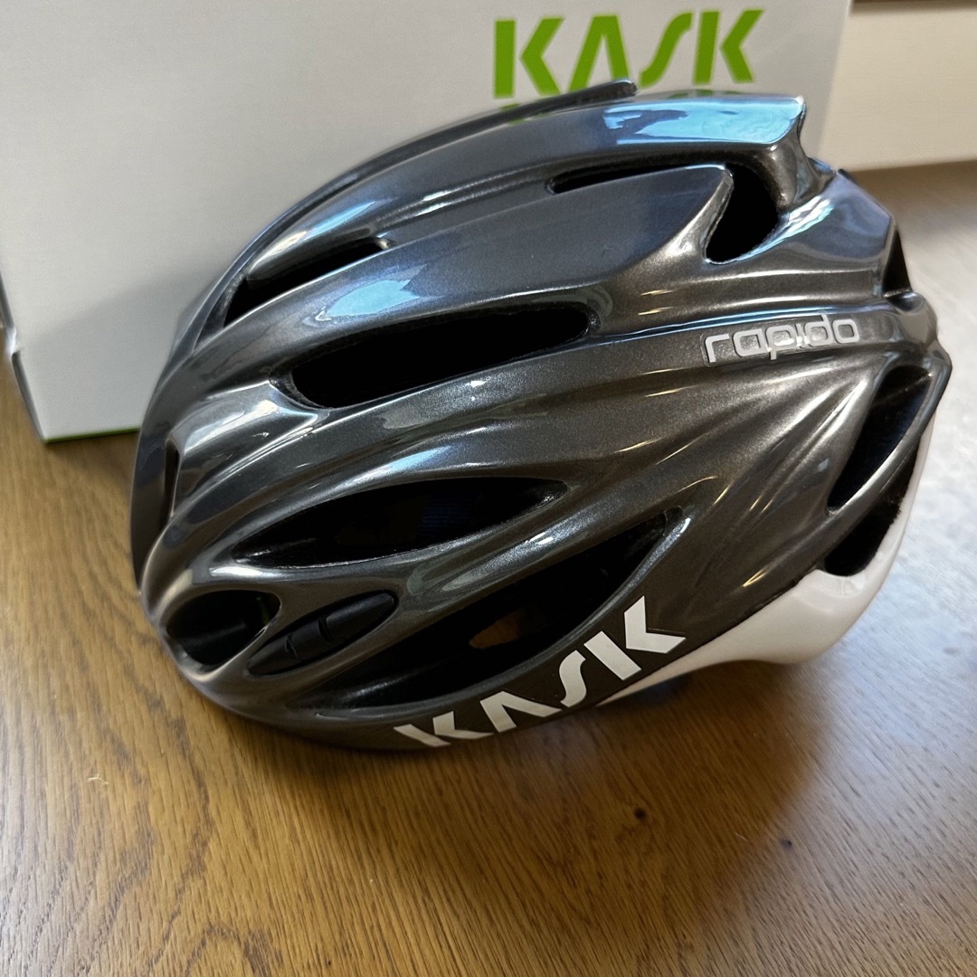 新品Kask Rapido ロードヘルメット カスク プロトーネ Ｍサイクリング スポーツ/アウトドアの自転車(その他)の商品写真