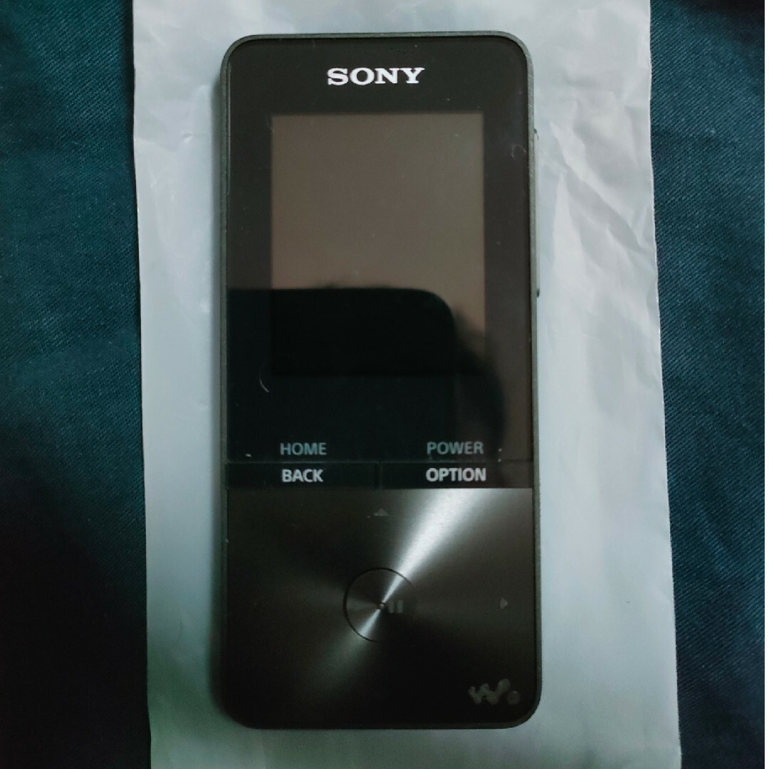 WALKMAN(ウォークマン)のSONY ウォークマン Sシリーズ NW-S313(B) スマホ/家電/カメラのオーディオ機器(ポータブルプレーヤー)の商品写真