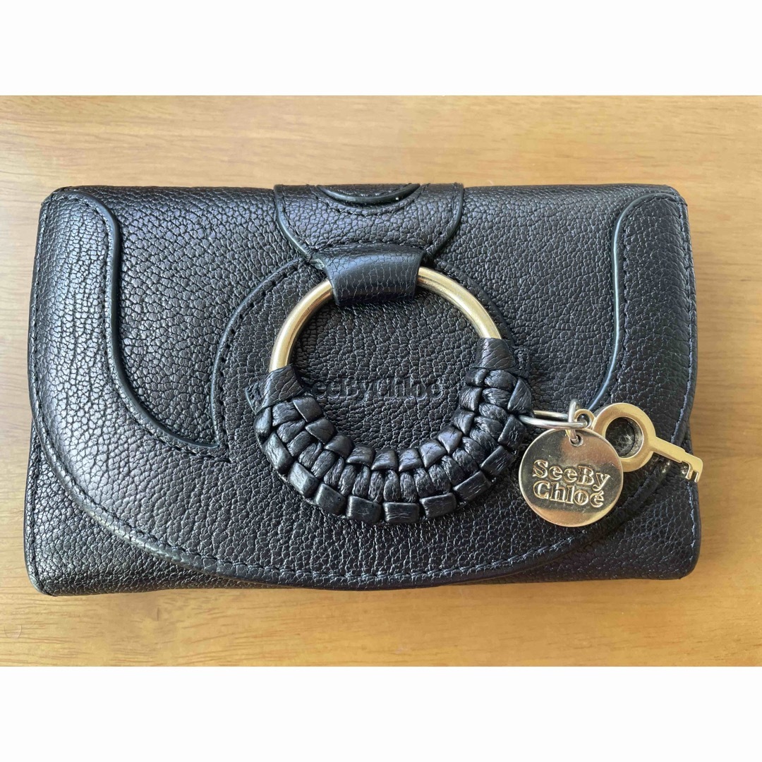 SEE BY CHLOE(シーバイクロエ)のSeebychole  black 三つ折り財布 レディースのファッション小物(財布)の商品写真
