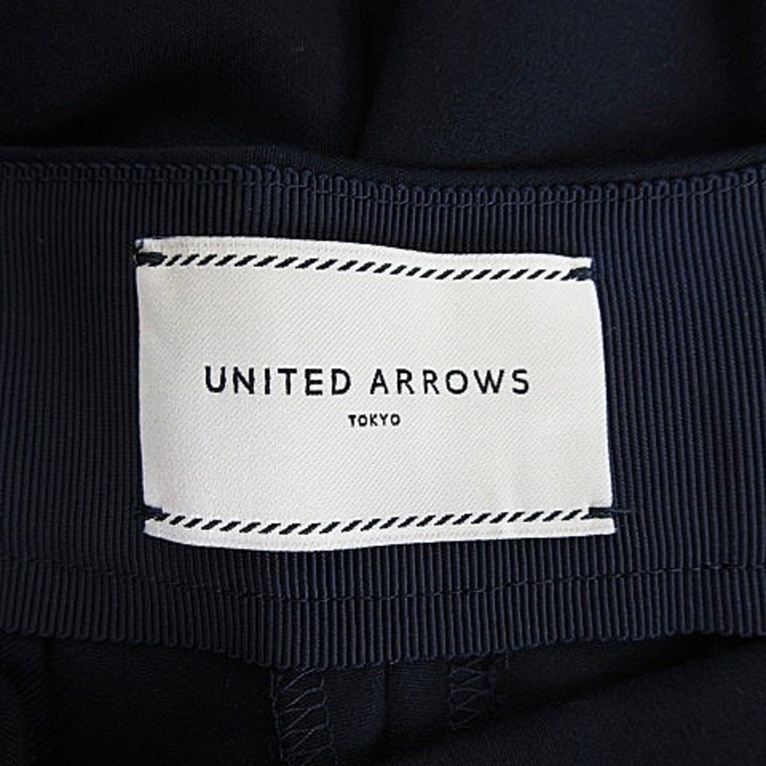 UNITED ARROWS(ユナイテッドアローズ)のユナイテッドアローズ パンツ ワイド ガウチョ タック 薄手 無地 38 紺 レディースのパンツ(その他)の商品写真