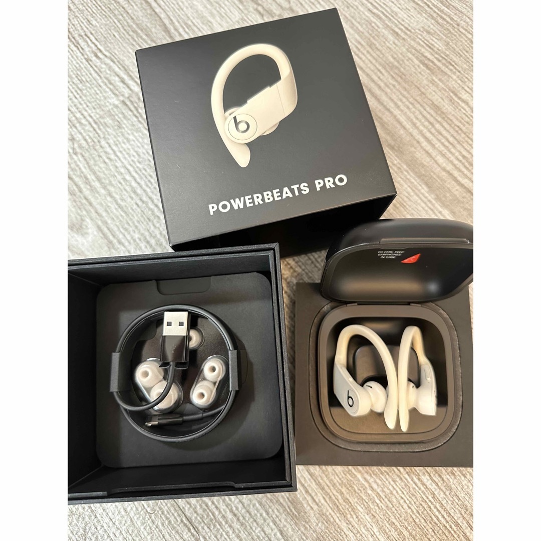 POWERBEATS PRO ワイヤレスイヤホン ホワイト ドクターバレー
