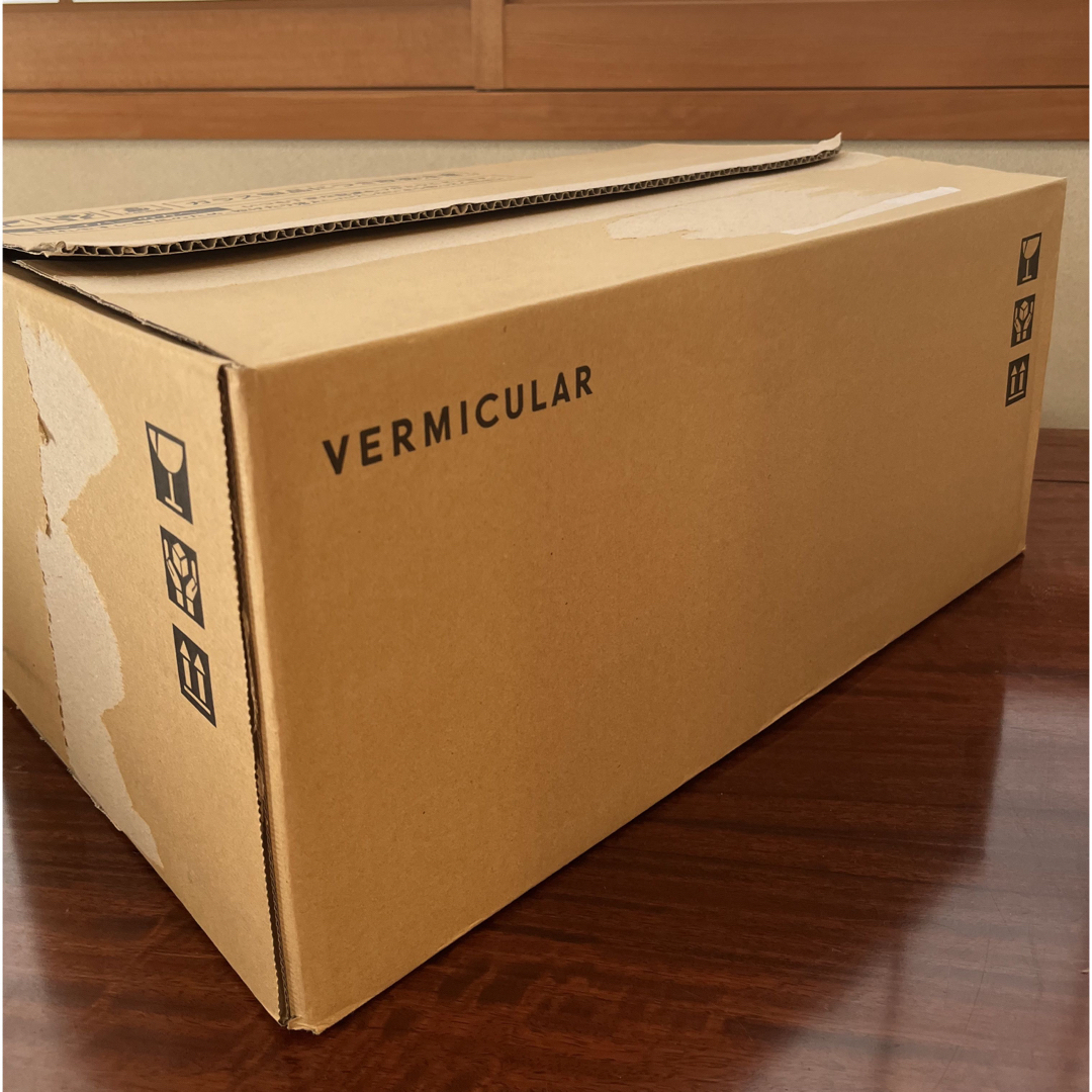 Vermicular(バーミキュラ)のバーミキュラフライパン20cm蓋付き インテリア/住まい/日用品のキッチン/食器(鍋/フライパン)の商品写真